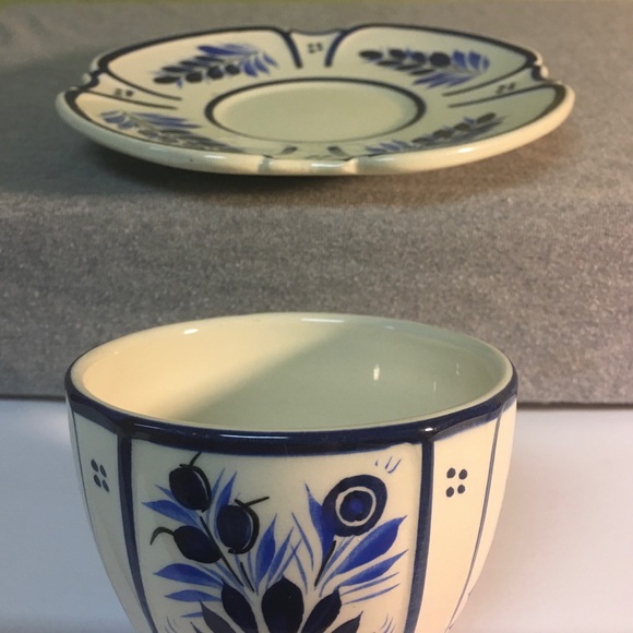 Vintage Quimper Pottery Cup & Saucer Set - Picture 10 of 16